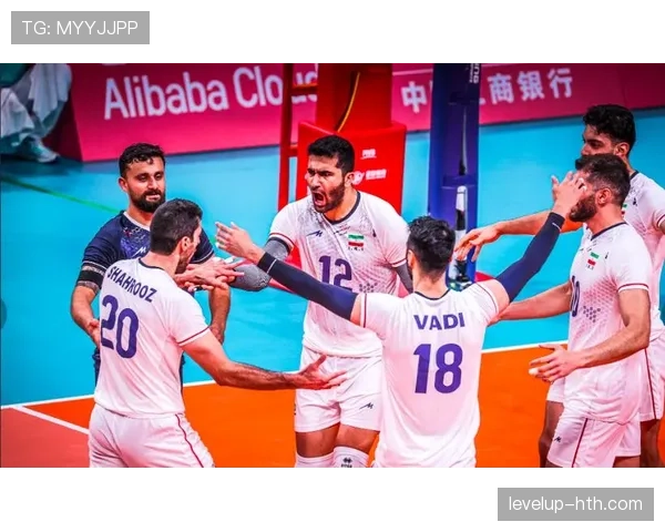 印尼队在亚运会足球赛中表现出色，晋级淘汰赛阶段