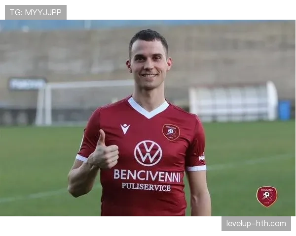 雷吉纳关键球员表现出色助力球队取得重要胜利