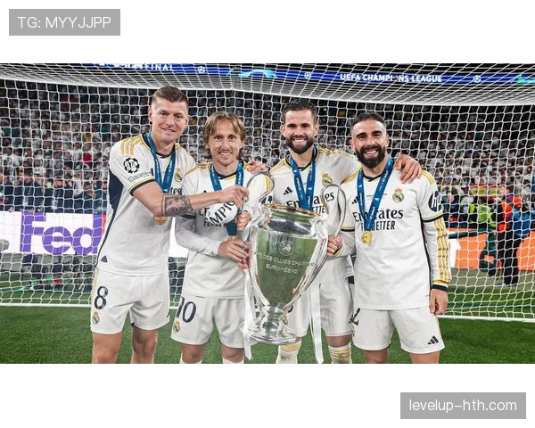 范戴克领衔红军登顶欧洲之巅，欧冠传奇之夜铸就辉煌