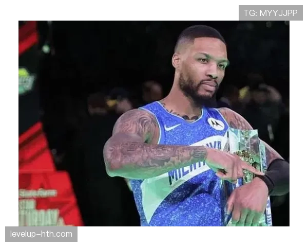 看到达米安·利拉德的生活照我懵了，训练像修行，花钱像随手刷卡